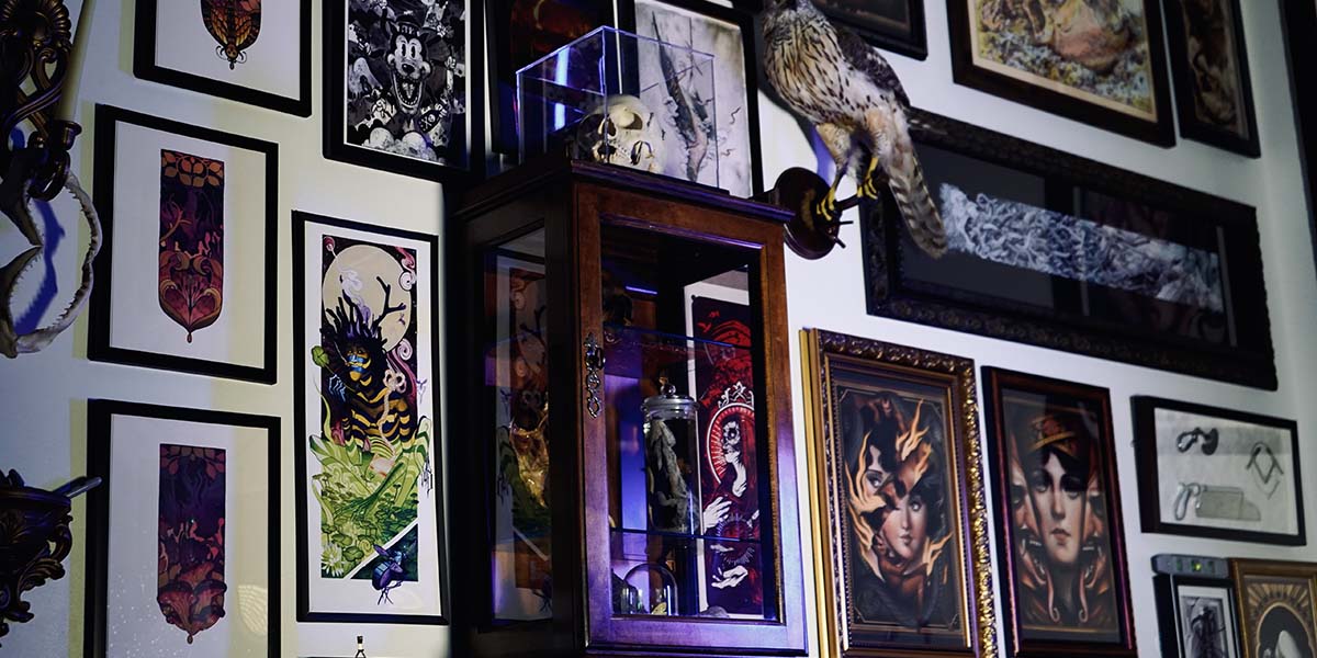 Client lobby and waiting area at Inkcredible Tattoo Studio